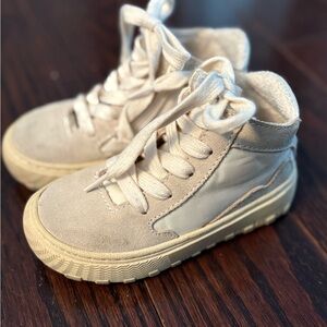 Zara Kids Shoes - Size 23 (6US)